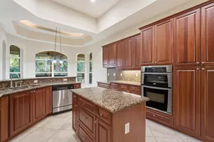 9617 Knollwood Ln, Fort Pierce, FL 34951 - Photo 11