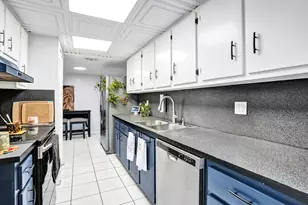 2758 NW 80th Ave, Sunrise, FL 33322 - Photo 11