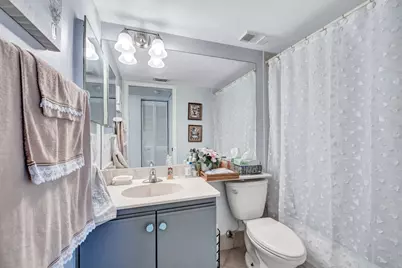 305 Congressional Way, Unit #305, Deerfield Beach, FL 33442 - Photo 17