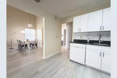 3851 Island Club Circle E, Lake Worth, FL 33462 - Photo 13