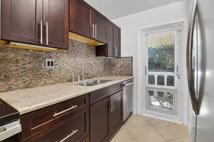 80 Venetian Dr, Delray Beach, FL 33483 - Photo 11