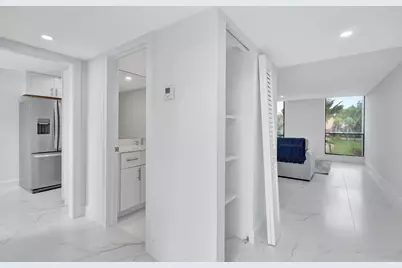 2804 Bridgewood Drive, Boca Raton, FL 33434 - Photo 7