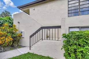 21209 Lago Circle Circle Unit, Boca Raton, FL 33433 - Photo 5
