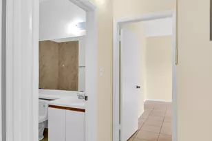 671 Cypress Lake Blvd, Deerfield Beach, FL 33064 - Photo 13