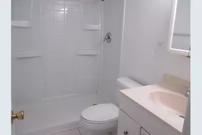 154 Lake Meryl Drive, Unit #259, West Palm Beach, FL 33411 - Photo 11