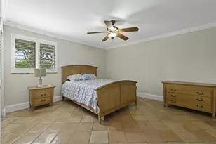 1202 S Lake Dr, Lantana, FL 33462 - Photo 19