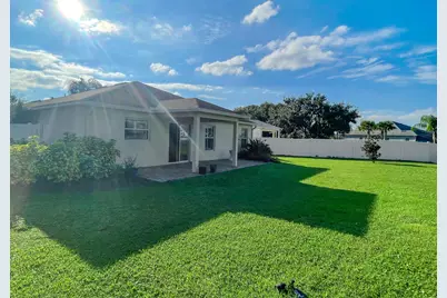 1641 Strathmore Circle, Mount Dora, FL 32757 - Photo 17
