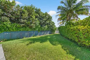 19886 Meadowside Ln, Boca Raton, FL 33498 - Photo 57