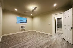 810 Lake Shore Dr, Lake Park, FL 33403 - Photo 19