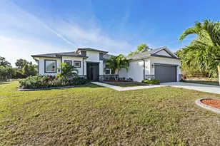 476 SW Crawfish Dr, Port Saint Lucie, FL 34953 - Photo 55