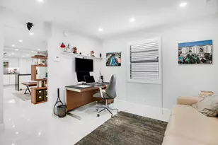 501 SW 11th Pl, Boca Raton, FL 33432 - Photo 17