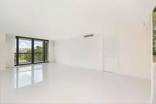 2450 Presidential Way, West Palm Beach, FL 33401 - Photo 3