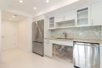 2450 Presidential Way, Unit #505, West Palm Beach, FL 33401 - Photo 9