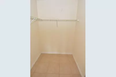 2544 SE Tropical East Circle E, Port Saint Lucie, FL 34952 - Photo 21