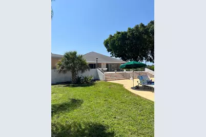 143 West Court, Royal Palm Beach, FL 33411 - Photo 29