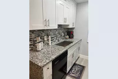 143 West Court, Royal Palm Beach, FL 33411 - Photo 9