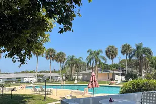 143 West Ct, Royal Palm Beach, FL 33411 - Photo 37