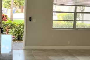 150 Burgundy D Unit, Delray Beach, FL 33484 - Photo 3
