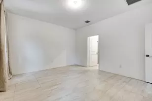 2444 Timber Forest Dr, West Palm Beach, FL 33415 - Photo 13