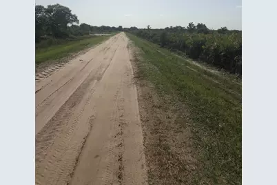 19775 NW 242nd Street, Okeechobee, FL 34972 - Photo 9