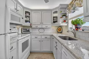 480 Horizons W Unit, Boynton Beach, FL 33435 - Photo 5