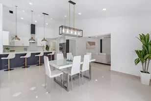 12725 Kingsway Rd, Wellington, FL 33414 - Photo 15