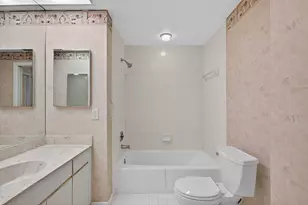 11390 12 Oaks Way, North Palm Beach, FL 33408 - Photo 19