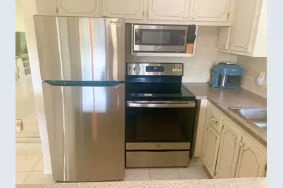 315 Camden N, West Palm Beach, FL 33417 - Photo 13