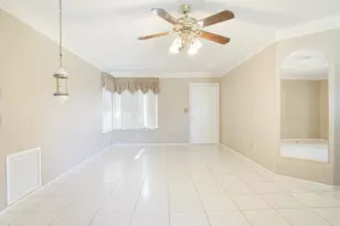 295 NW Archer Ave, Port Saint Lucie, FL 34983 - Photo 13