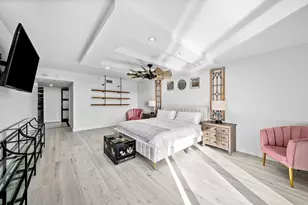 2427 Presidential Way, West Palm Beach, FL 33401 - Photo 31