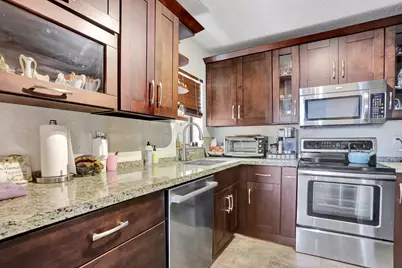 2850 Carambola Circle S, Unit #19121, Coconut Creek, FL 33066 - Photo 15