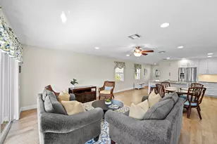 2736 SE Birmingham Dr, Stuart, FL 34994 - Photo 15