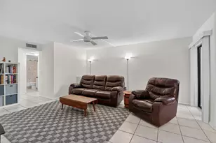 5650 Camino Del Sol, Boca Raton, FL 33433 - Photo 7