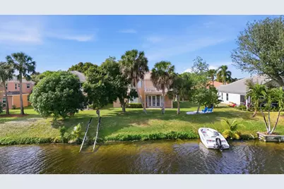 2462 Westmont Place, Royal Palm Beach, FL 33411 - Photo 45