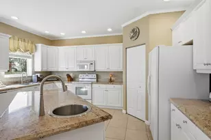 2462 Westmont Pl, Royal Palm Beach, FL 33411 - Photo 11