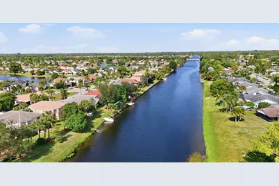 2462 Westmont Place, Royal Palm Beach, FL 33411 - Photo 59