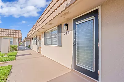 323 Seville N, Delray Beach, FL 33446 - Photo 17