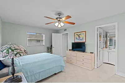 323 Seville N, Delray Beach, FL 33446 - Photo 13