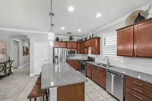 564 SE Monet Dr, Port Saint Lucie, FL 34984 - Photo 11