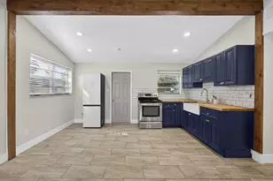 751 Royal Palm Beach Blvd, Royal Palm Beach, FL 33411 - Photo 11