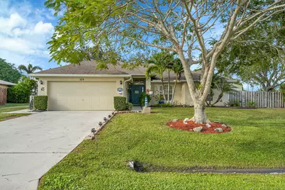 579 SE Marydale Terrace, Port Saint Lucie, FL 34983 - Photo 5