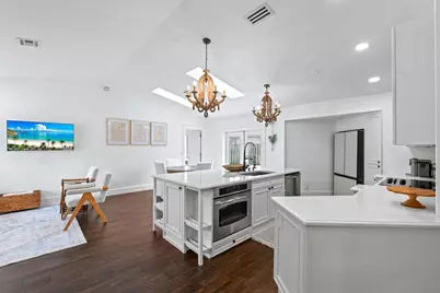 160 Parkwood Drive, Royal Palm Beach, FL 33411 - Photo 7