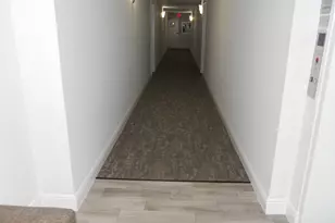 250 NE 20th St, Boca Raton, FL 33431 - Photo 9