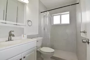 2260 NE 5th Ave, Boca Raton, FL 33431 - Photo 11