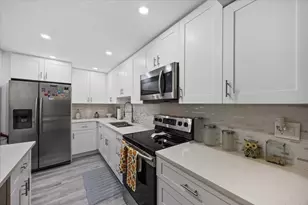 1428 SE 4th Ave Unit, Deerfield Beach, FL 33441 - Photo 1