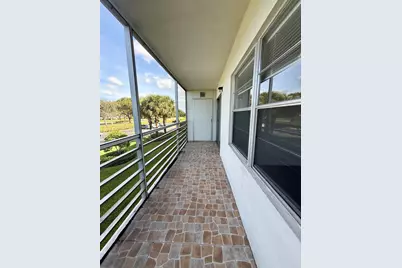 402 Brighton J, Unit #J, Boca Raton, FL 33434 - Photo 19