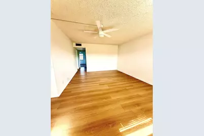 402 Brighton J, Unit #J, Boca Raton, FL 33434 - Photo 7