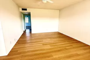 402 Brighton J, Boca Raton, FL 33434 - Photo 7