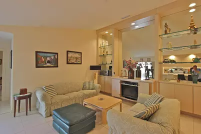 10201 Chapman Oak Court, Palm Beach Gardens, FL 33410 - Photo 5