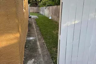 833 Briggs Street St, West Palm Beach, FL 33405 - Photo 3